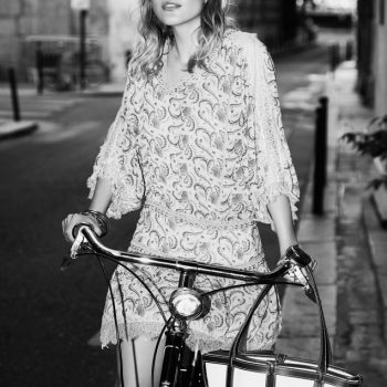 Alex Fadel photographe de mode Paris, Robe The Kooples, Bottes Etro, sac Just Campagne, Bracelets Givenchy, Bracelets Sylvia Toledano